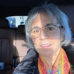 Meet your Posher, Claudia